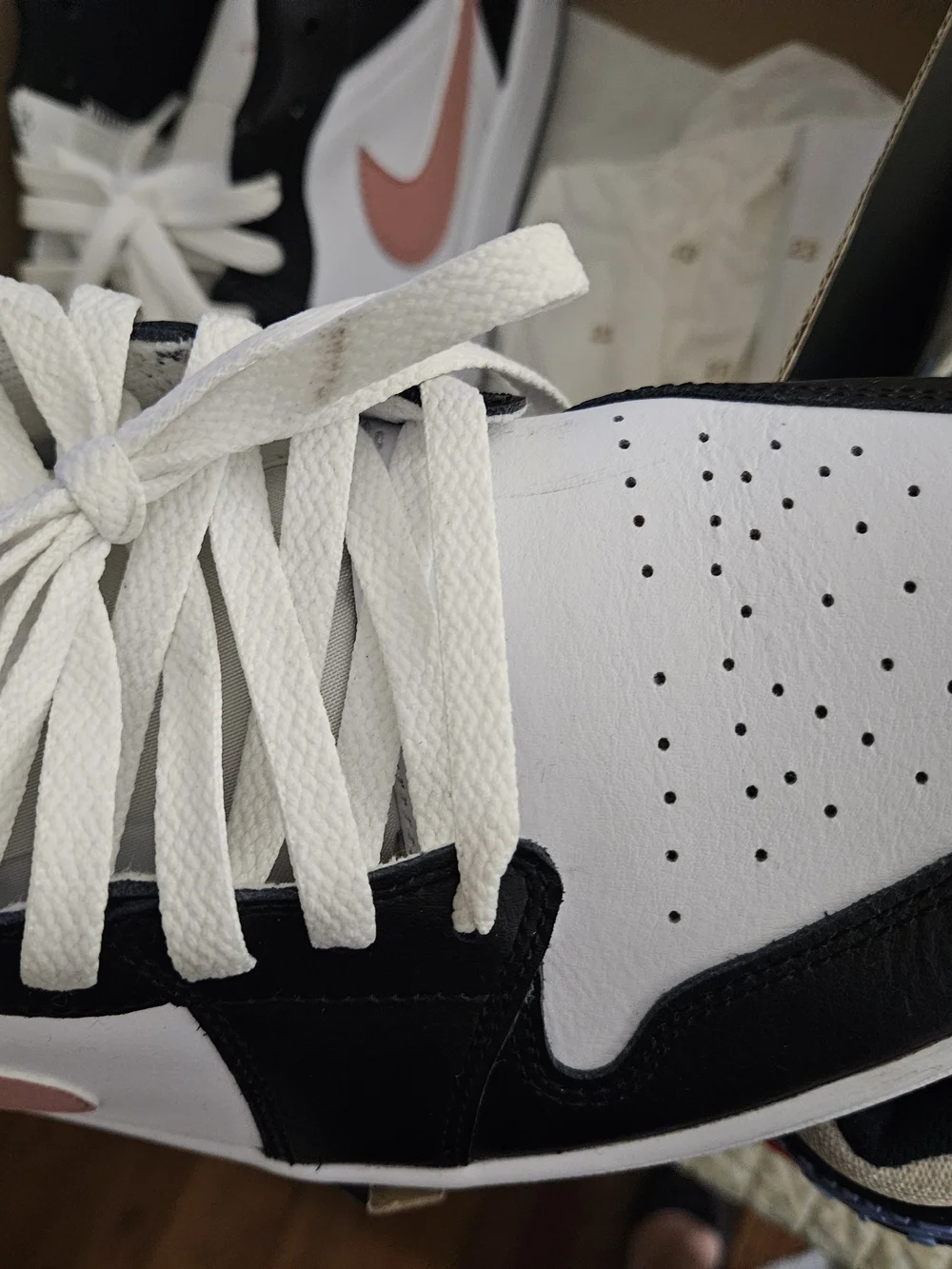 Nike Kids Low-Top Sneakers - Black, White & Pink Swoosh